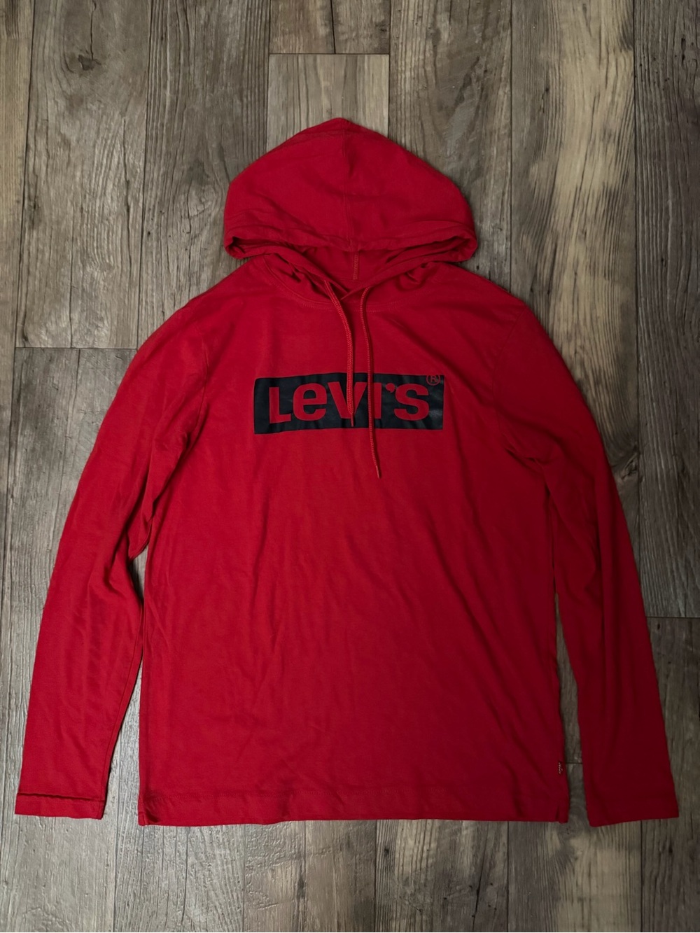 Levi's Men’s Red Hooded Long Sleeve Tee with Black Logo. Size Medium